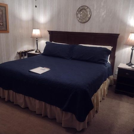 The Historic Elk Mountain Hotel Bagian luar foto