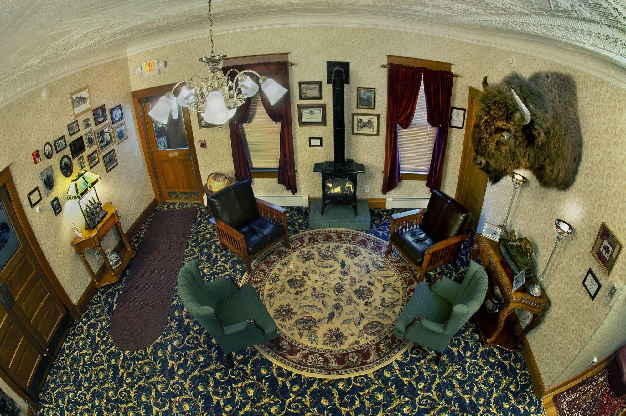 The Historic Elk Mountain Hotel Bagian luar foto