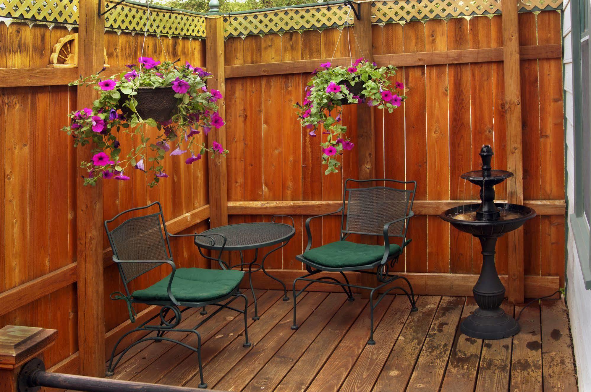 The Historic Elk Mountain Hotel Bagian luar foto