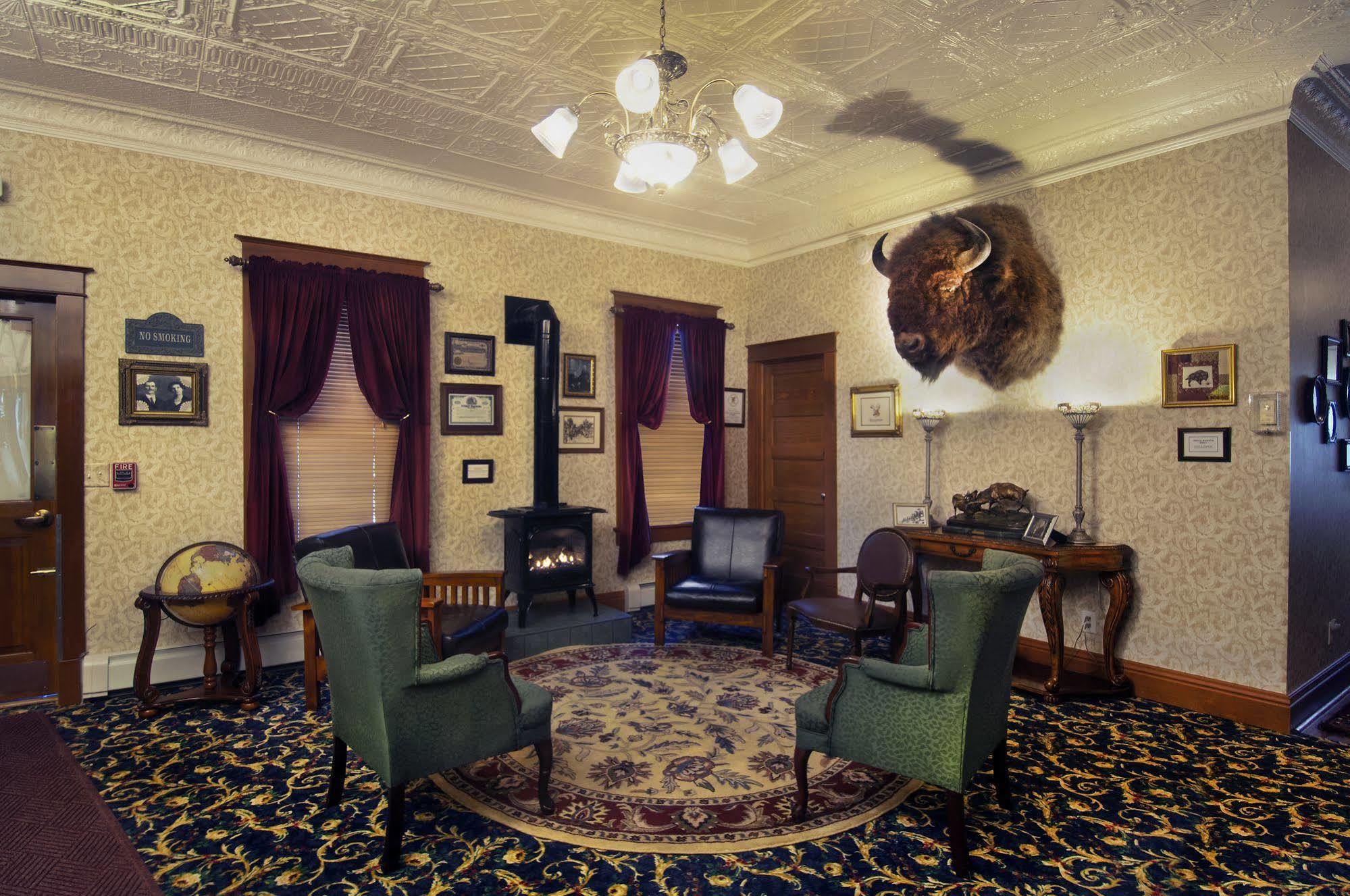 The Historic Elk Mountain Hotel Bagian luar foto